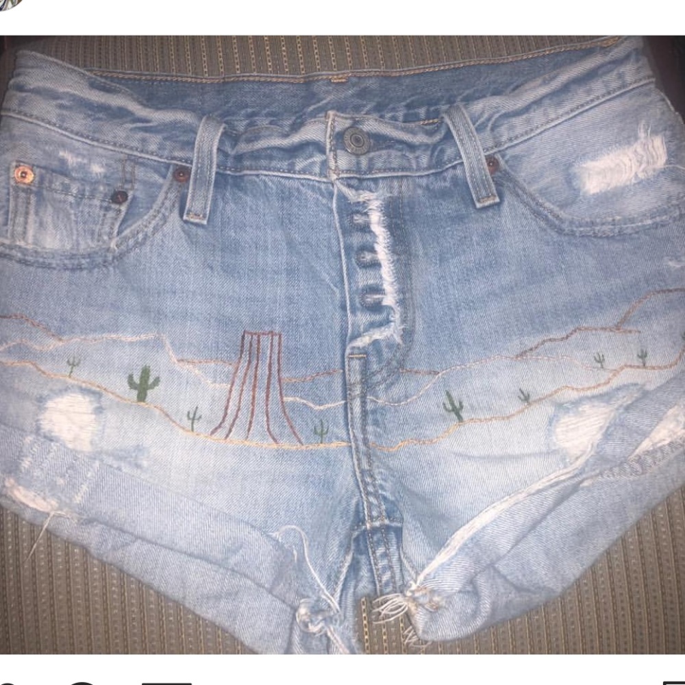 🌵Hand Embroidered Vintage Levi’s Shorts